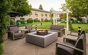 Courtyard By Marriott Vacaville